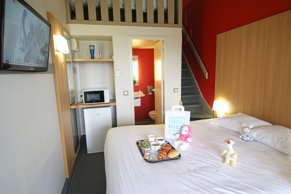 B B Hotel Poitiers 2 20/44