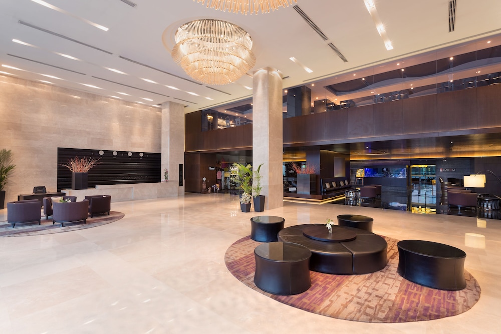 CROWNE PLAZA KOCHI 8/77