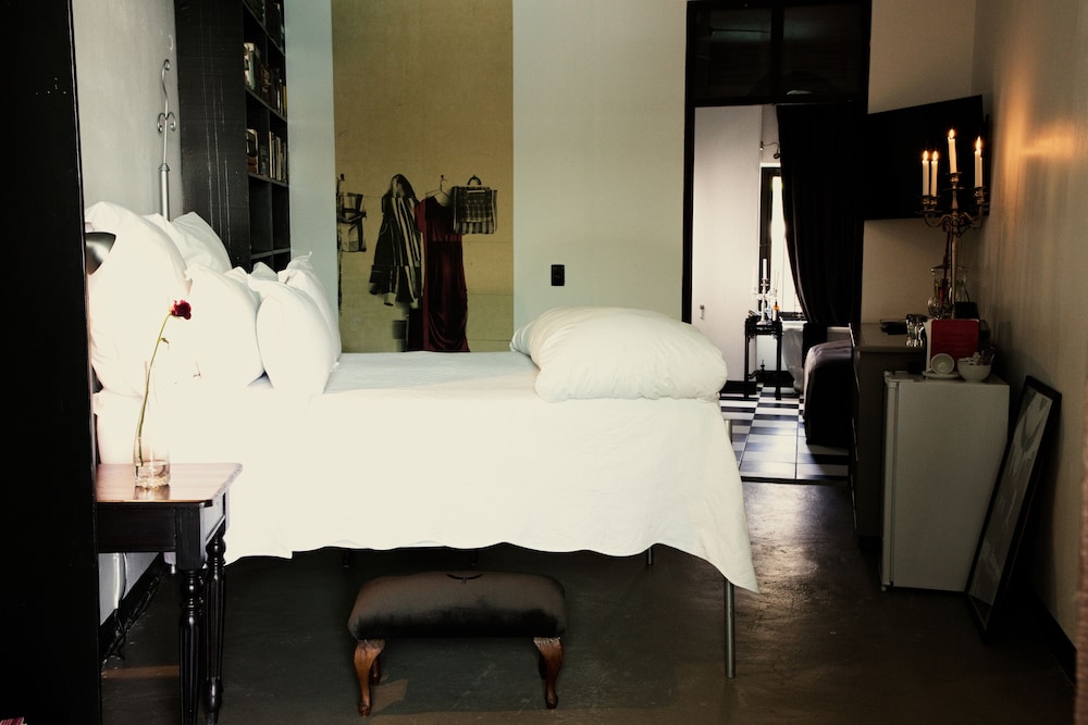 Grand Cafe & Rooms 19/33