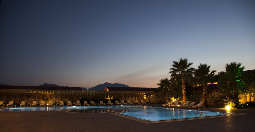 Flow Datca Surf And Beach Hotel 4/30