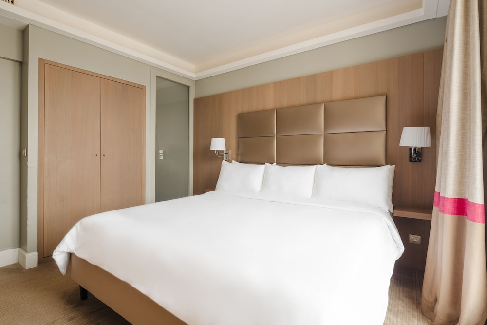 L Edmond Hotel Parc Monceau 14/67