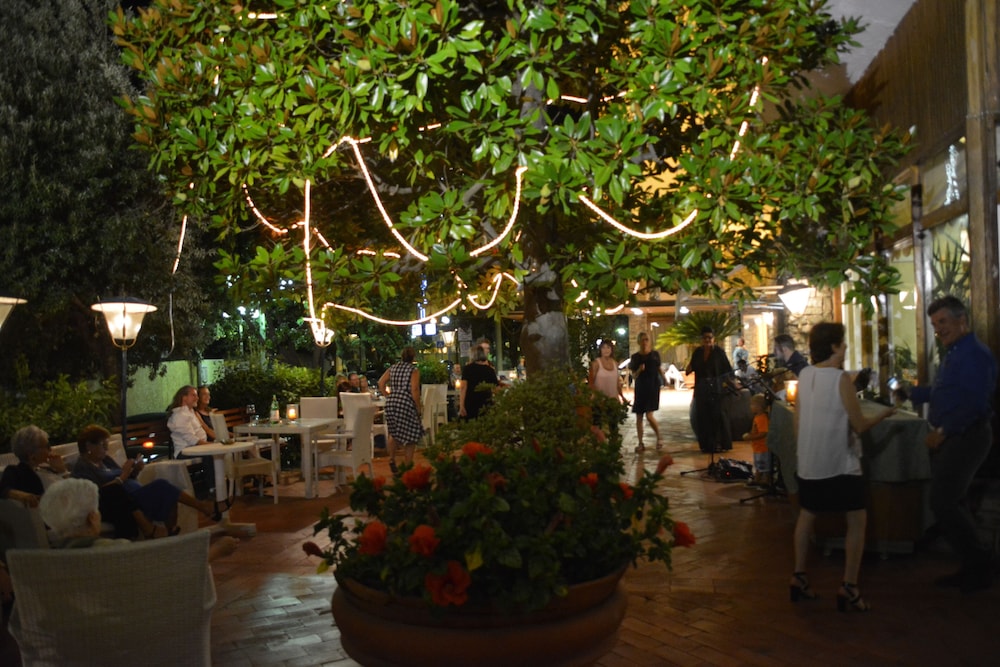 Grand Hotel Tamerici E Principe 50/56