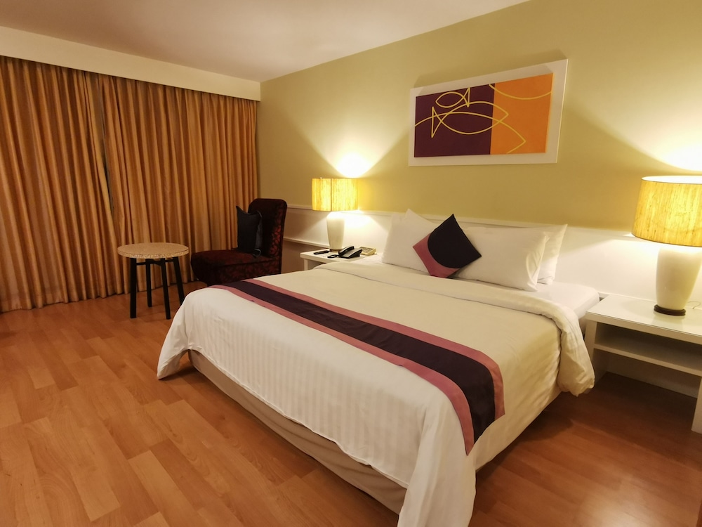 Tongtara Riverview Hotel 20/62