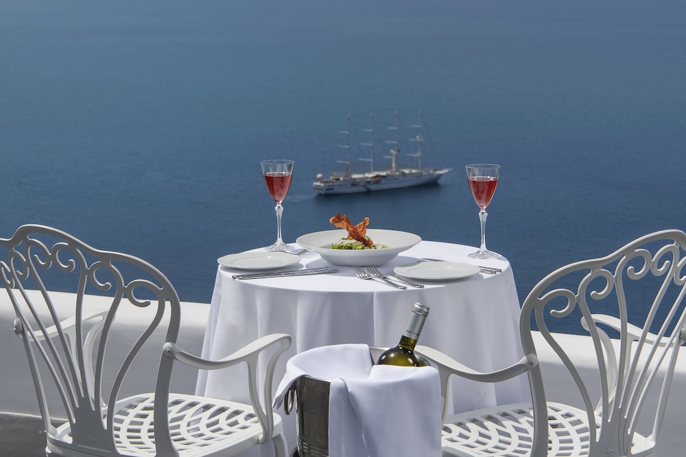 Athina Luxury Suites 57/62