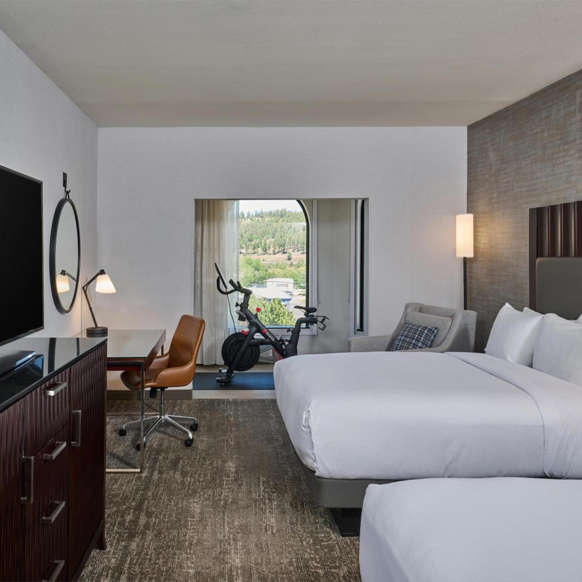 Fitness, 2 Queen Beds