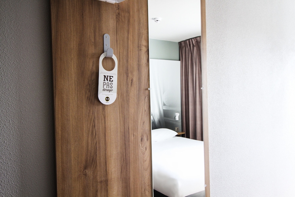B And B Hotel Montelimar Sud 17/38