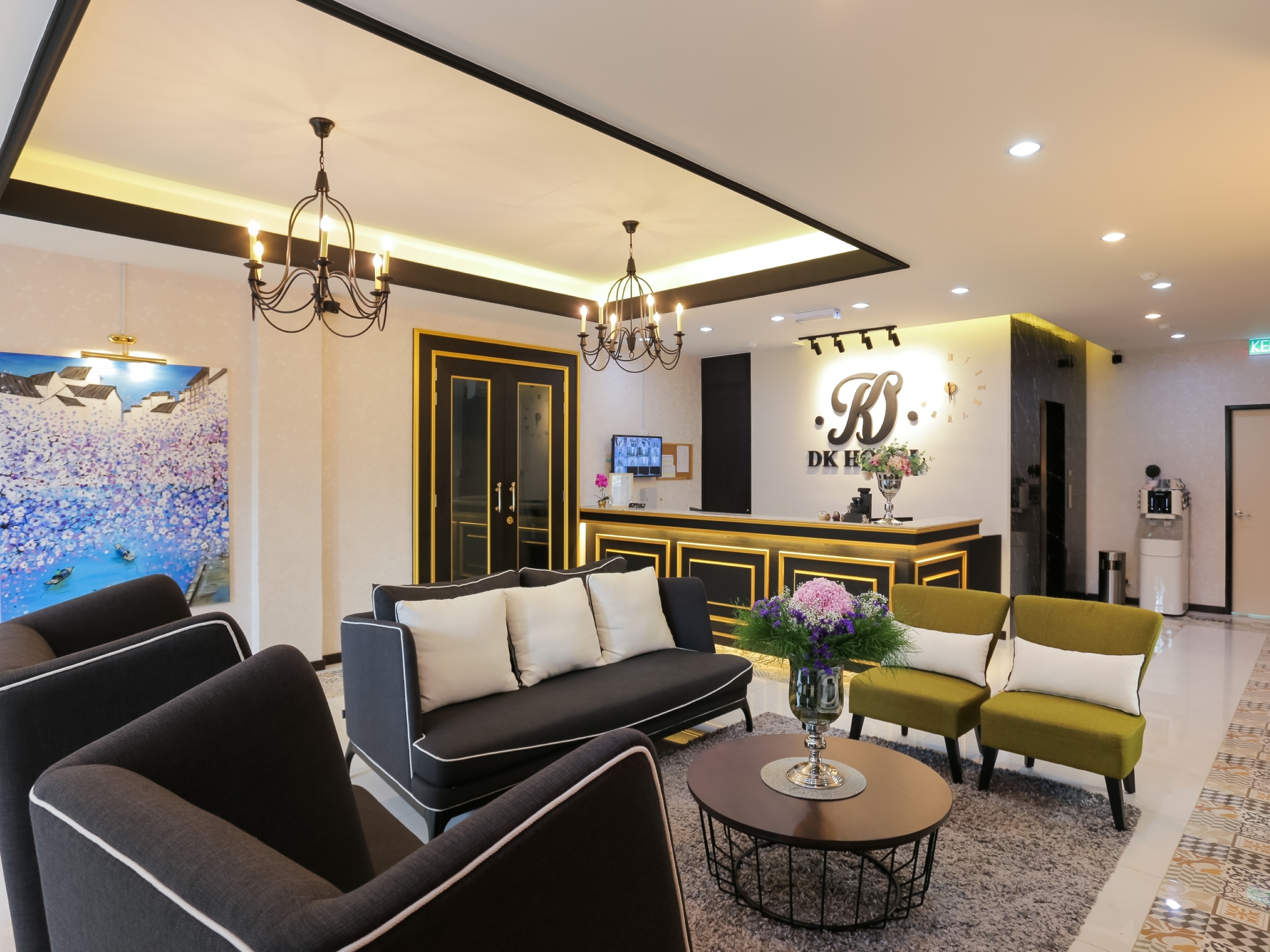 Dk Hotel 33/40