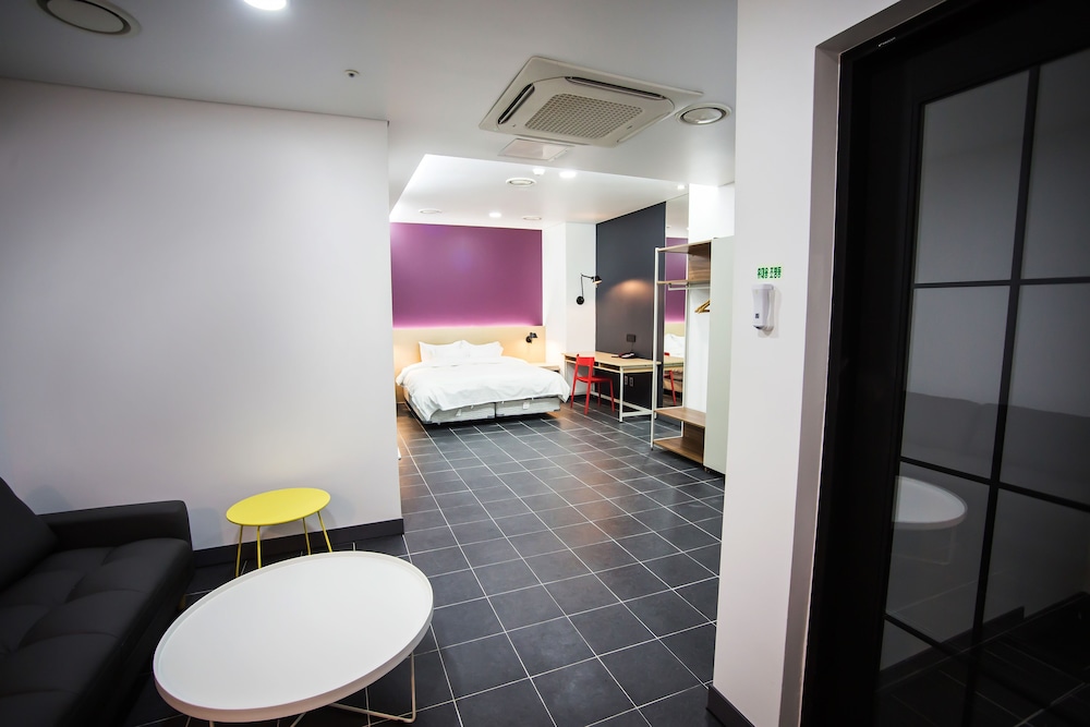 Hotel France 38/51