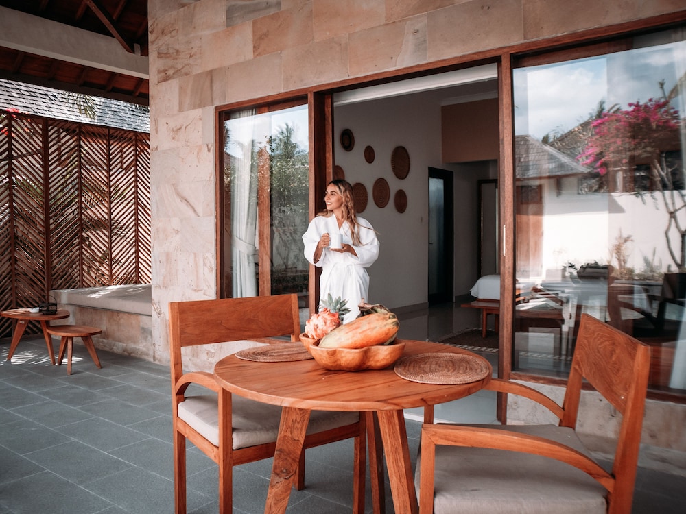 Utara Villas 44/71