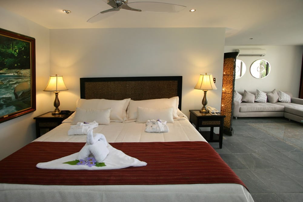 Layan Hotel & Spa 12/37