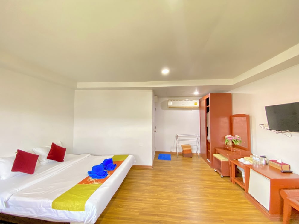 PHI PHI BA KAO BAY RESORT 22/50
