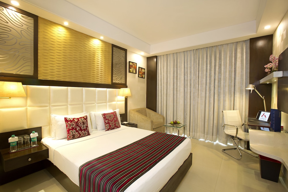 Room at Udman Chattarpur by Ferns N Petals, DELHI