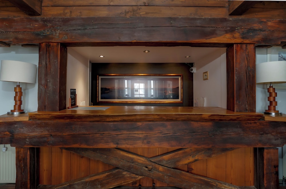 Oyster Inn 6/46