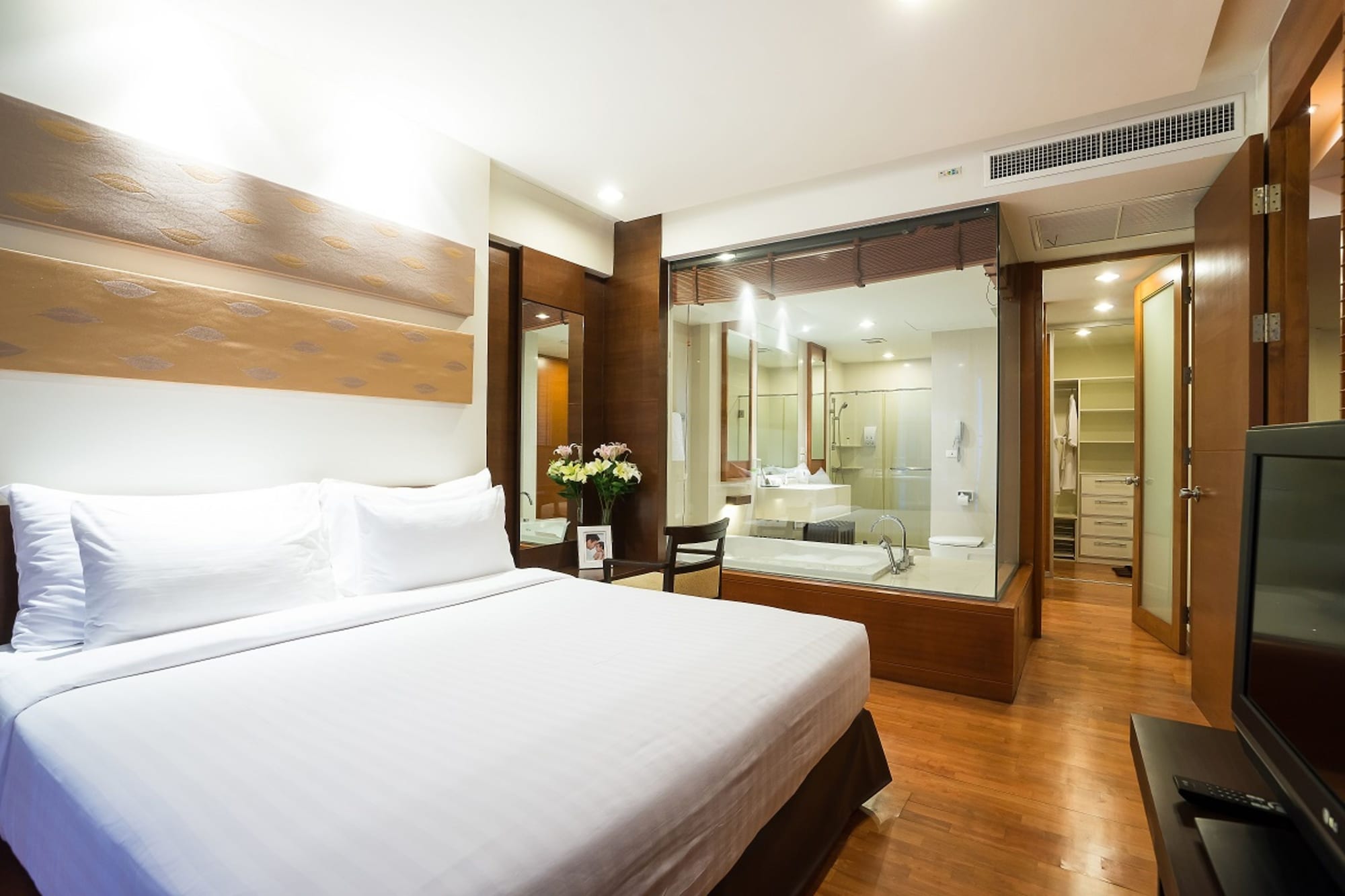 One Bedroom Executive Suite