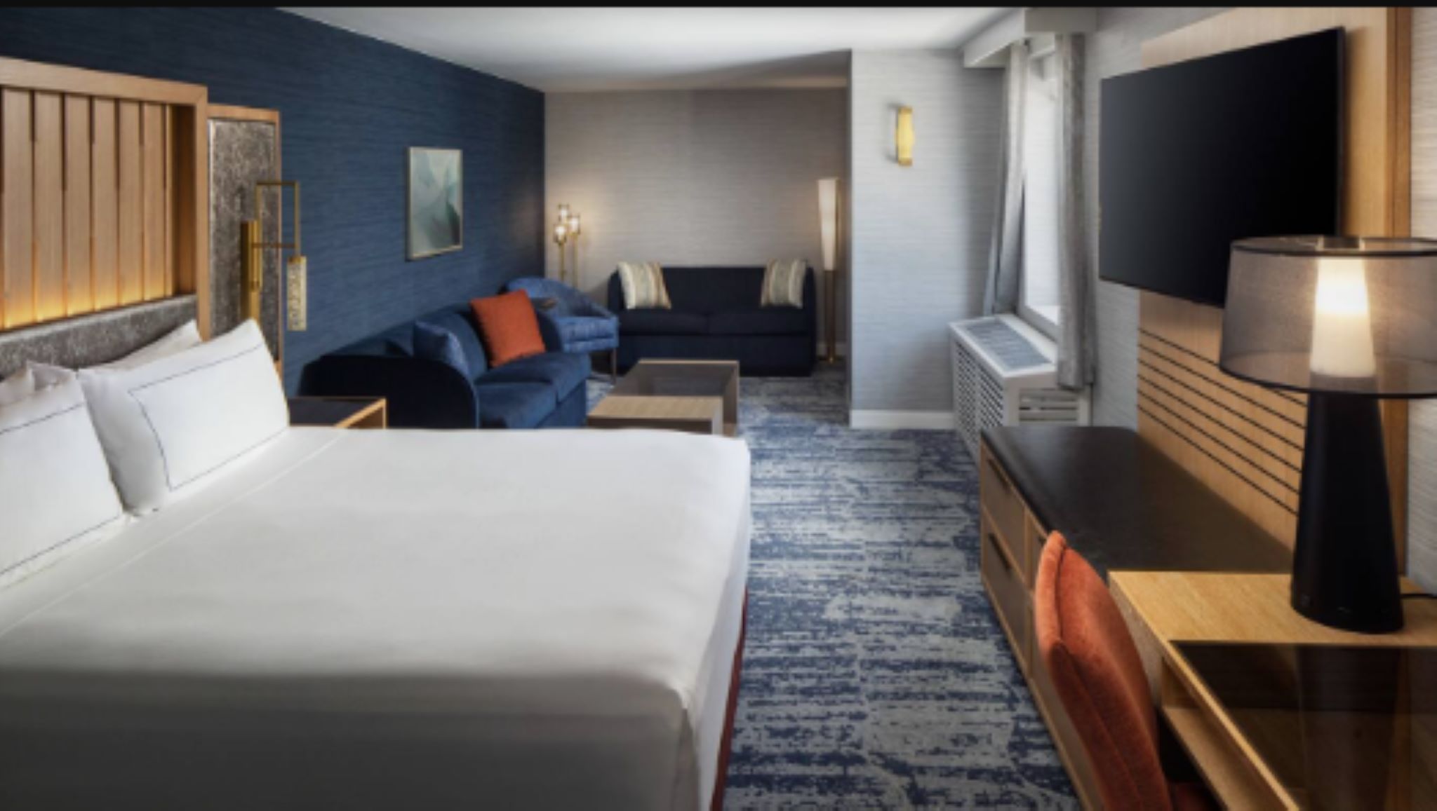 1 BEDROOM, SUITE, KING BED, SOFA, ACCESSIBLE