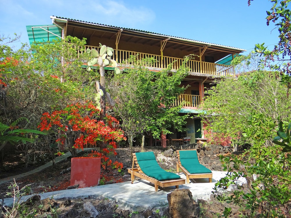 Galapagos Chalet 1/57