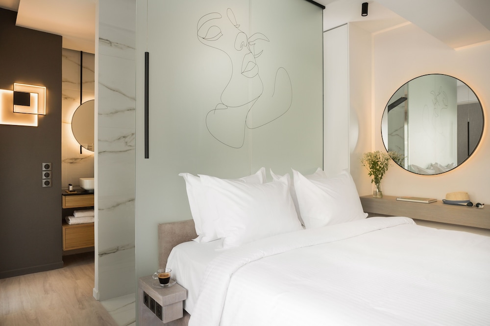 LUX&EASY Athens Downtown Apartments 18/50