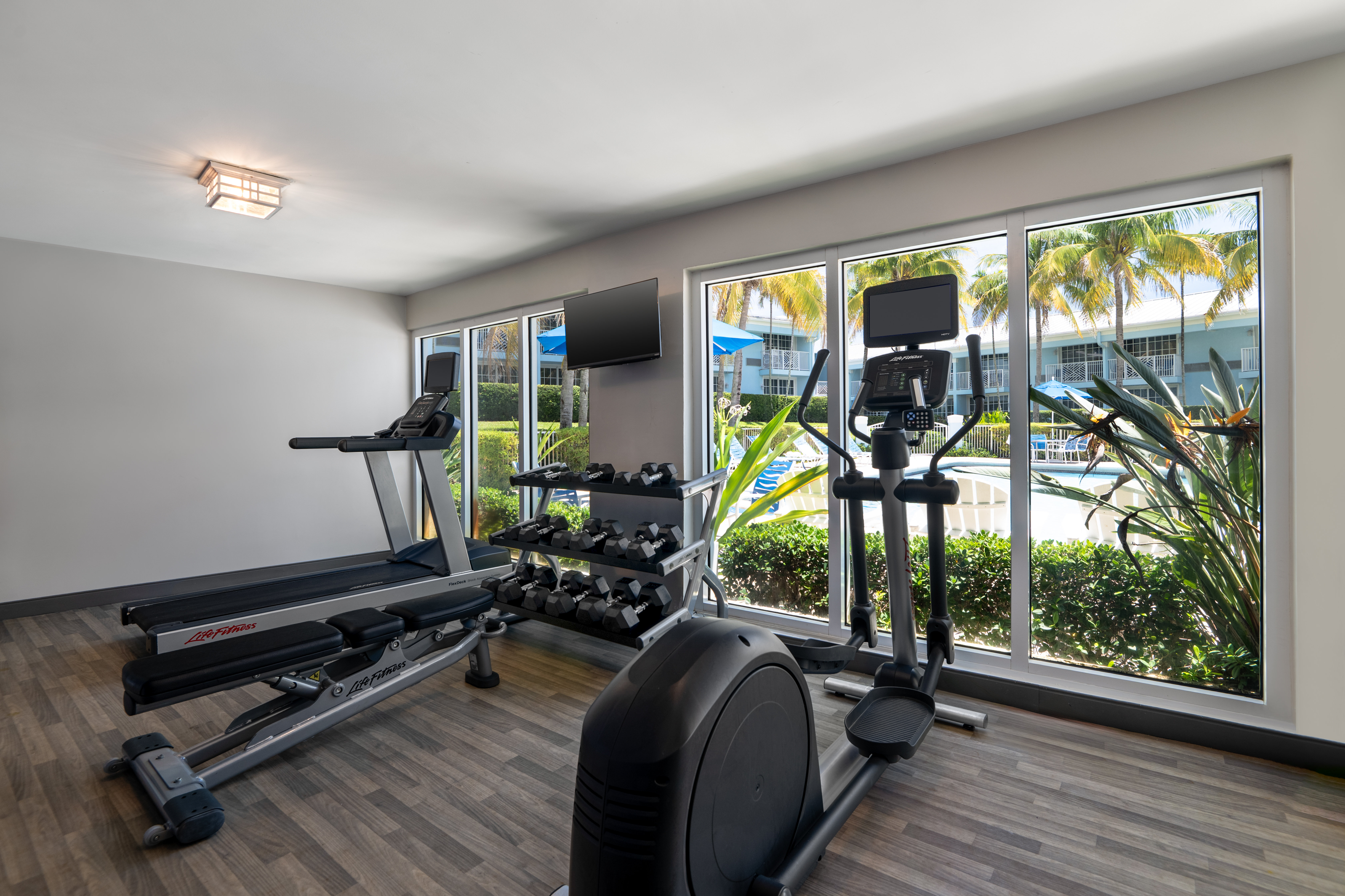Holiday Inn Express North Palm Beach Oceanview 43/81