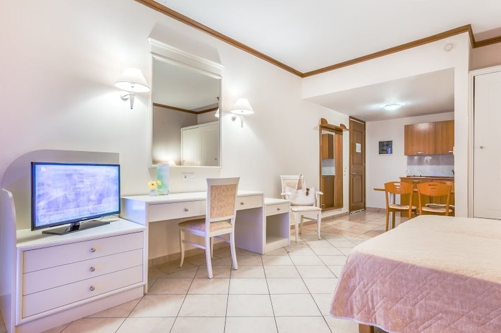 Kipriotis Aqualand Hotel 37/49