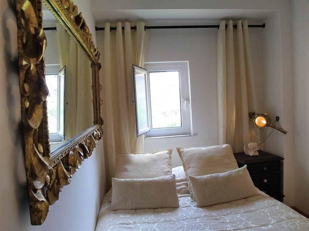 Santosweethome 1 14/50