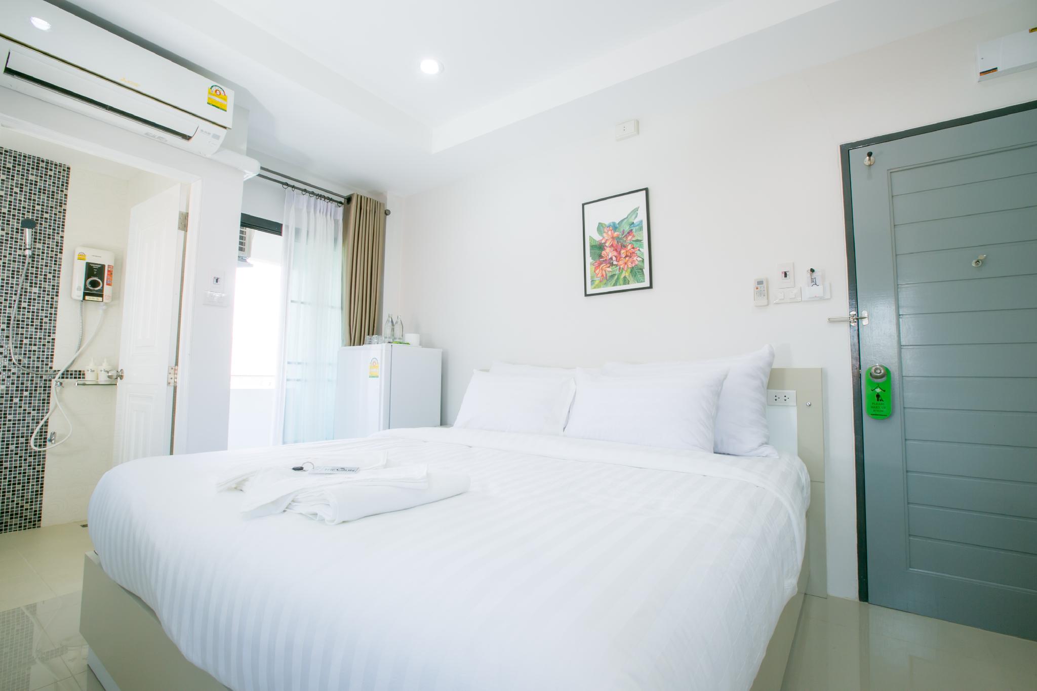 Thegun Hotel 16/56