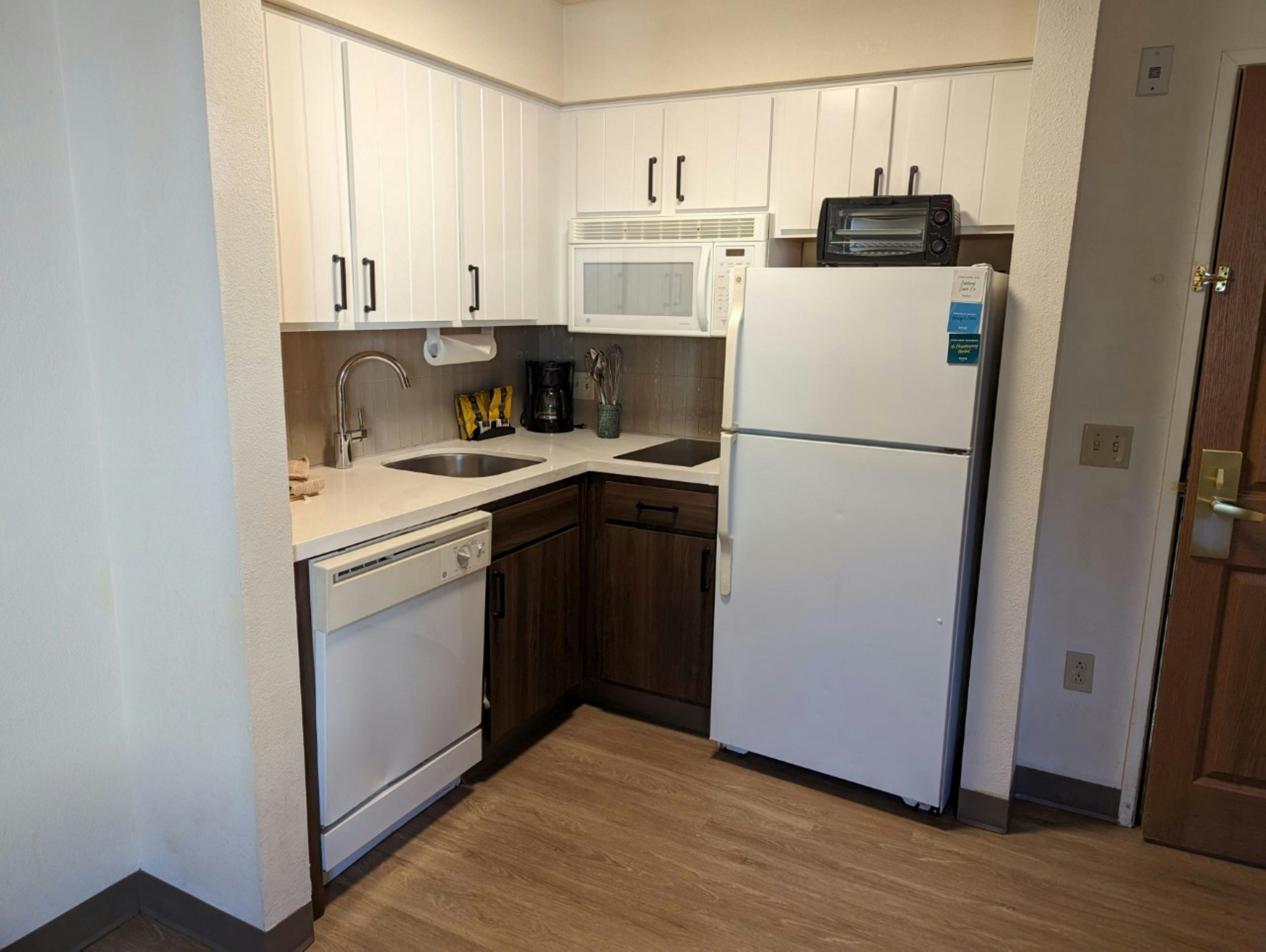 Staybridge Allentown Bethlehem Airport Suites 18/69