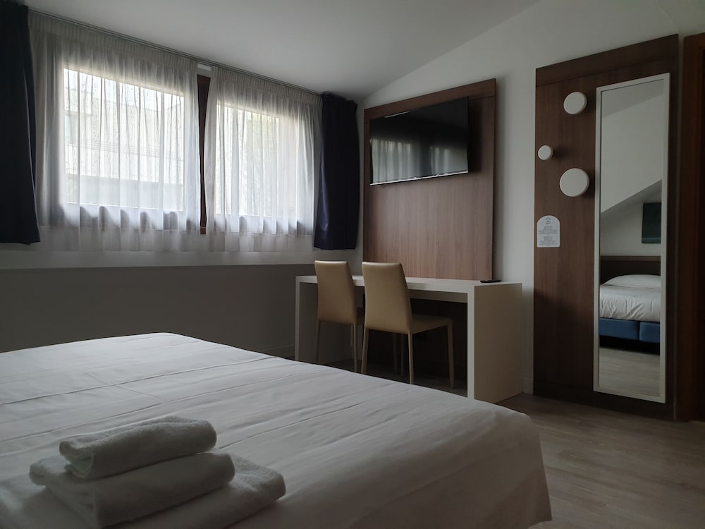 Albergo Delle Alpi 24/54