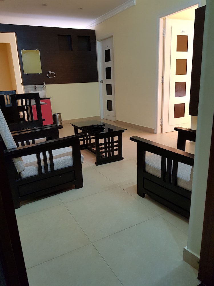 2 BEDROOMS, FAMILY, APARTMENT, CITY VIEW, EXECUTIVE LEVEL