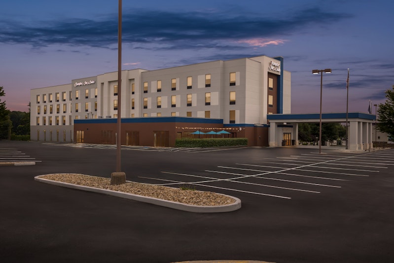 Hampton Inn & Suites Grove City 2/39