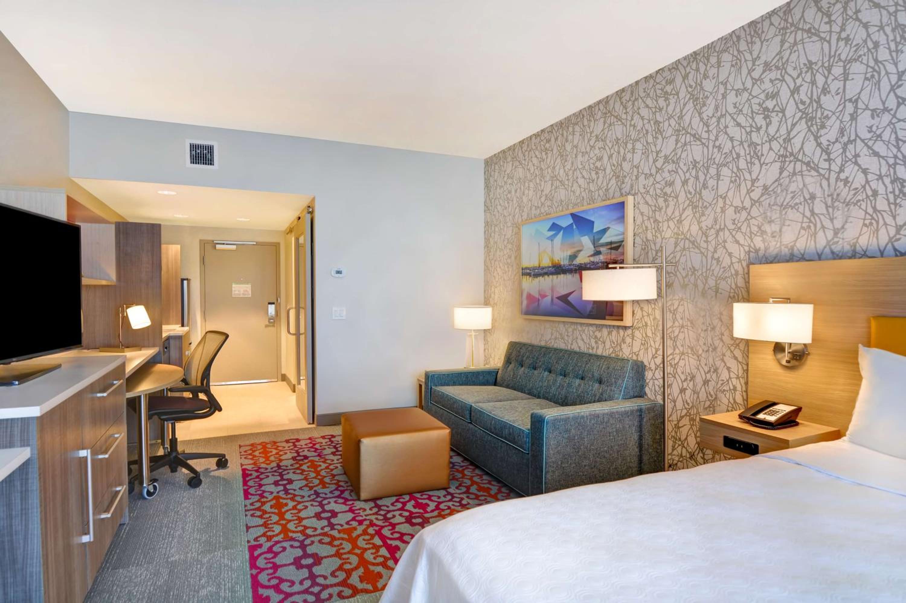 STUDIO, SUITE, KING BED, ACCESSIBLE