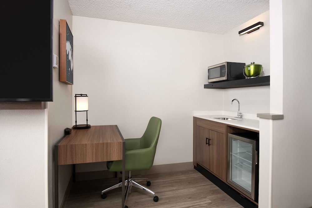 Hyatt Place Denver Tech Center 55/60