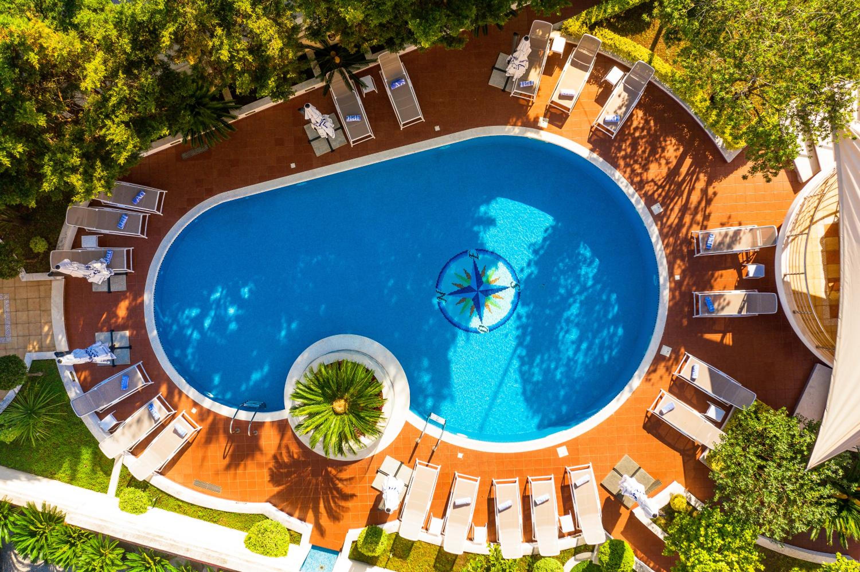 Hotel Max Prestige 45/50