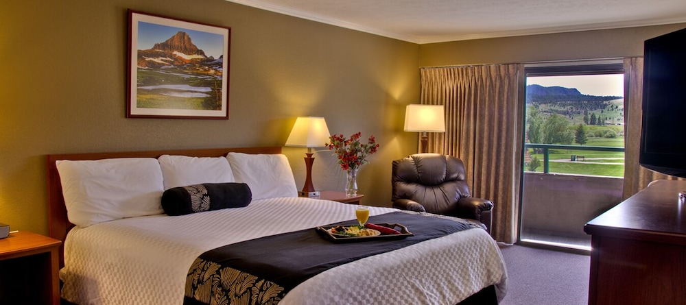 Fairmont Hot Springs Resort 15/54