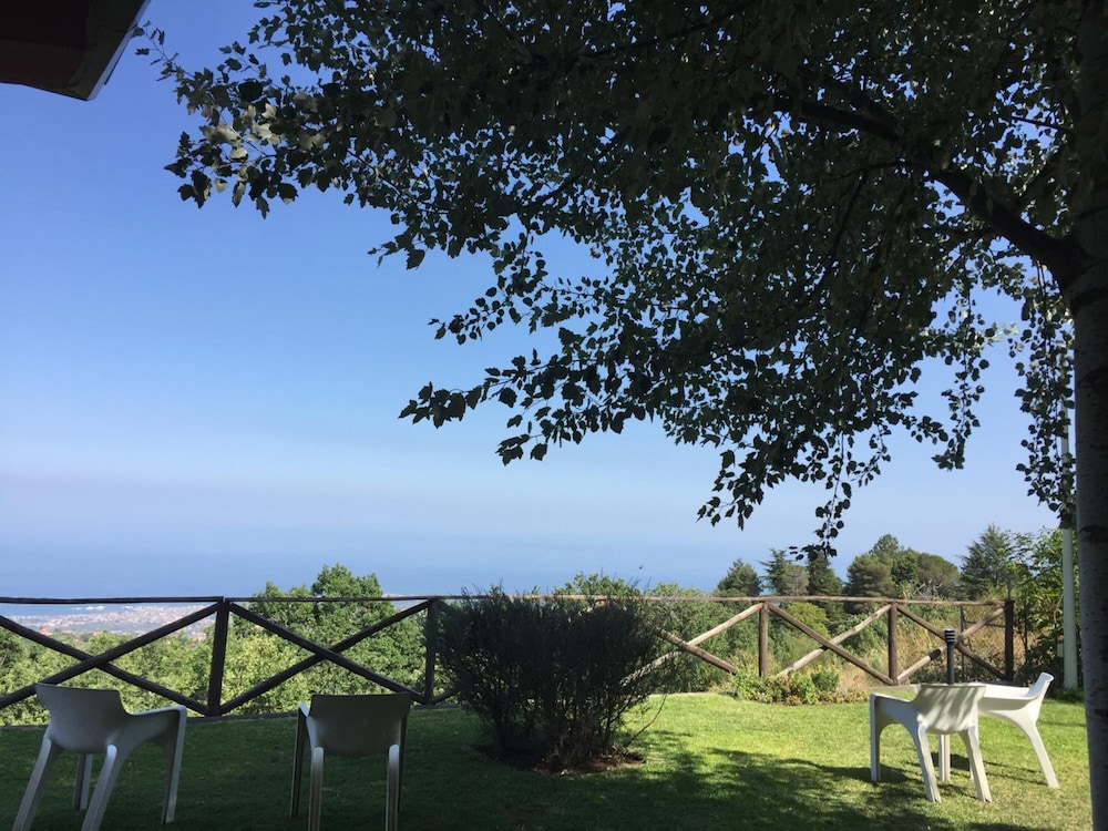L'infinito Guest House 35/50