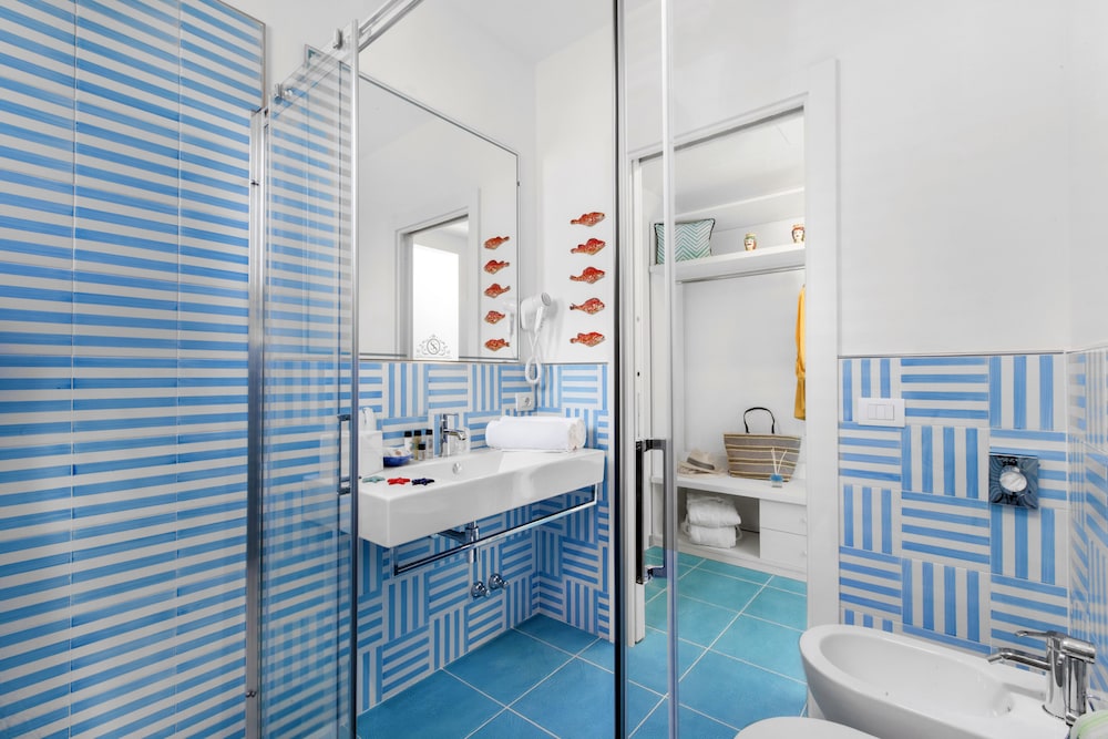 Sersale Suites 48/50