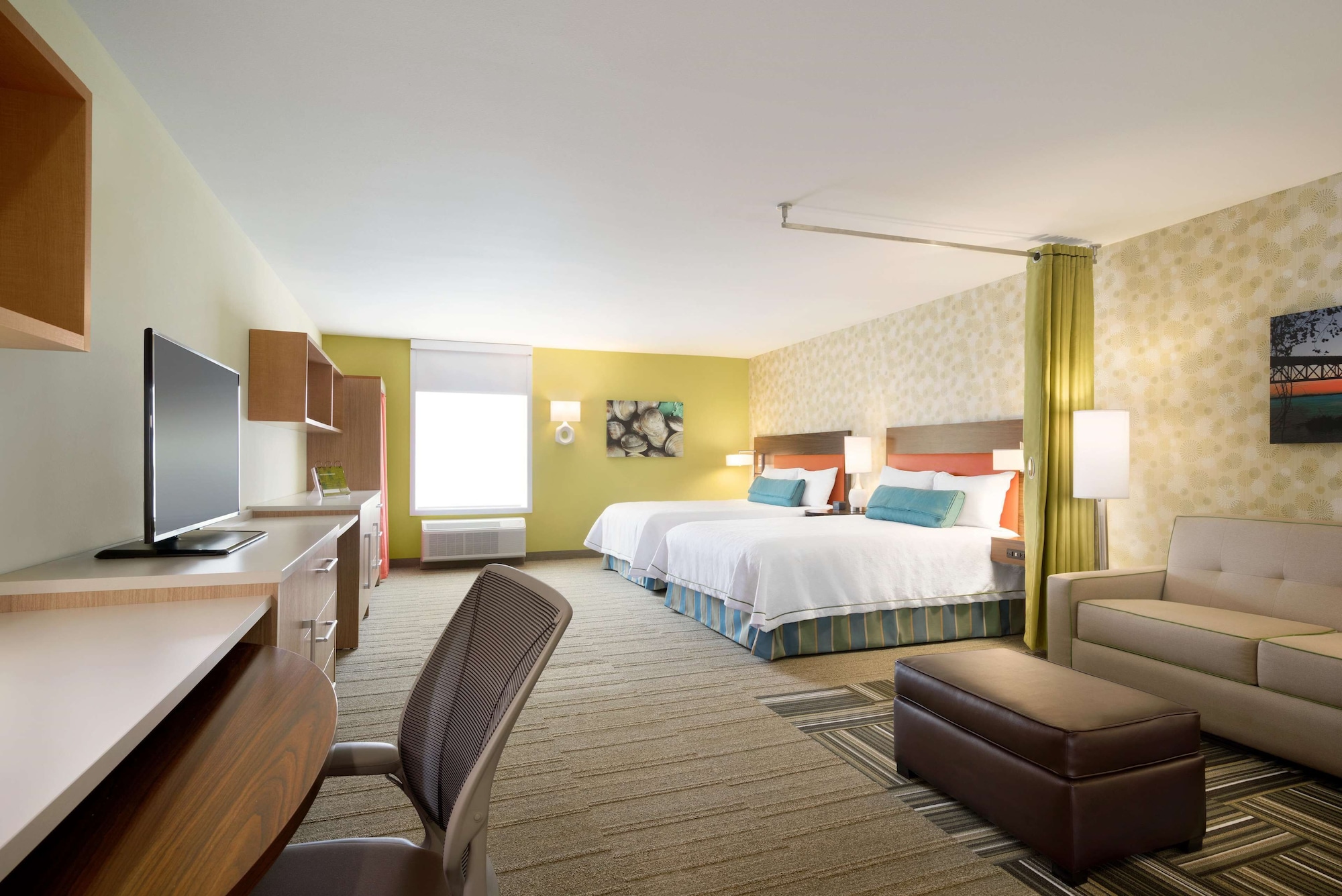 STUDIO, 2 QUEEN BEDS, ACCESSIBLE