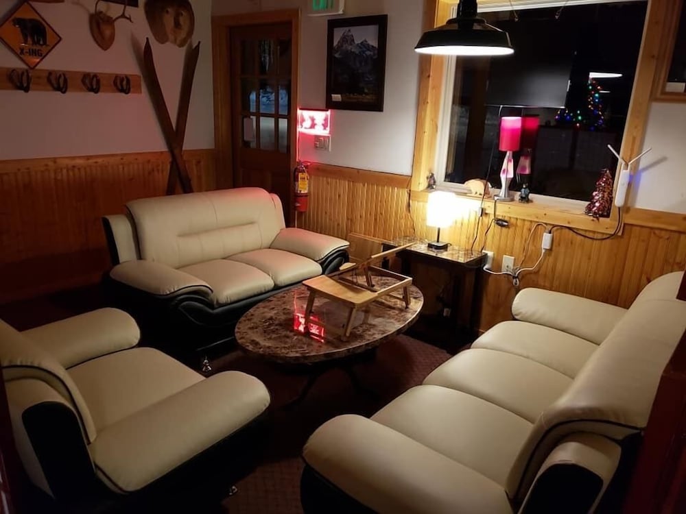 Lava Mountain Lodge 37/69
