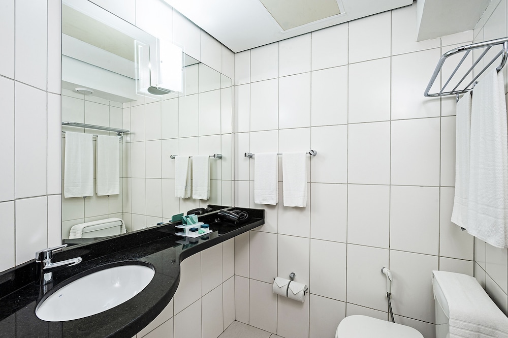 Firenze Business Hotel (ex Slaviero Essential Palhoca Viacatarina) 4/63