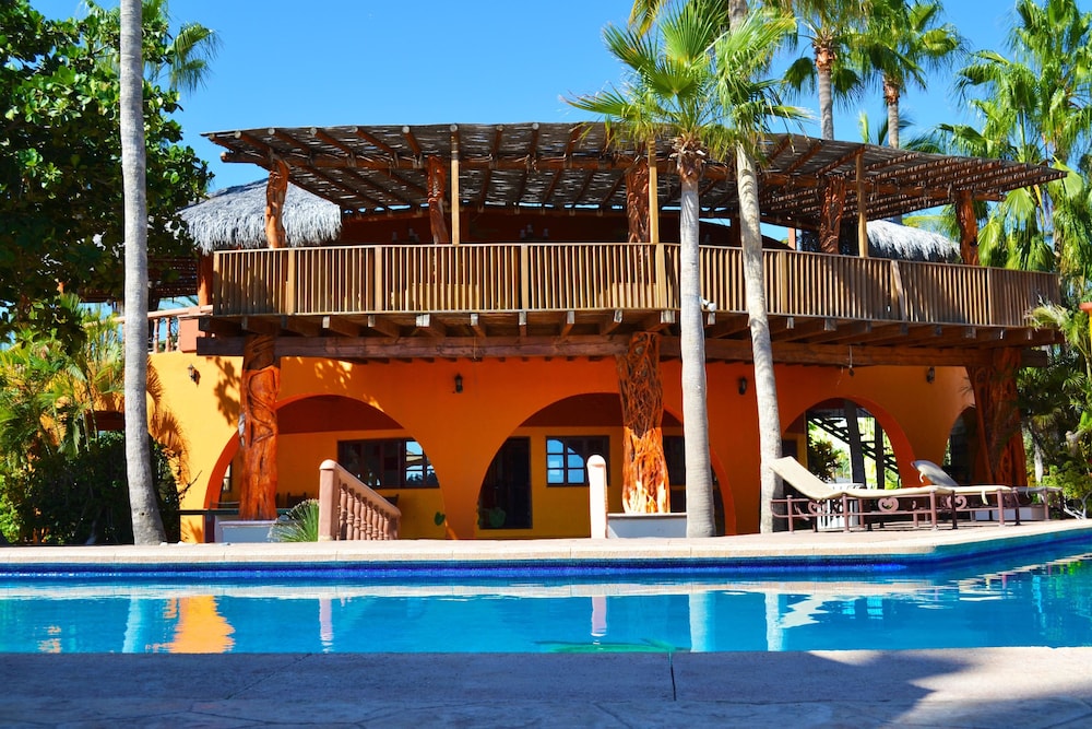 Playa Del Sol 3/50