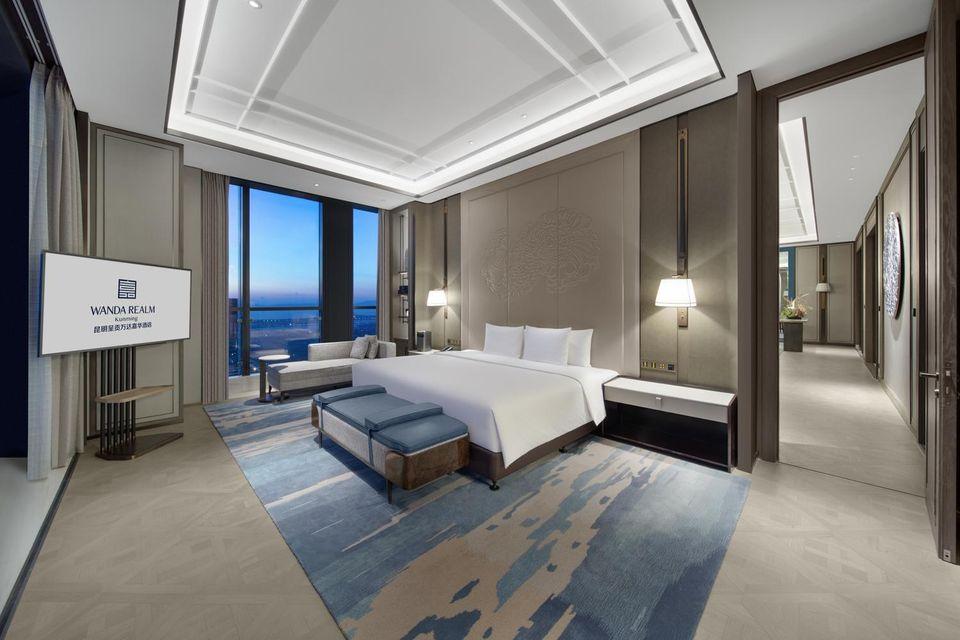 Presidential, Suite