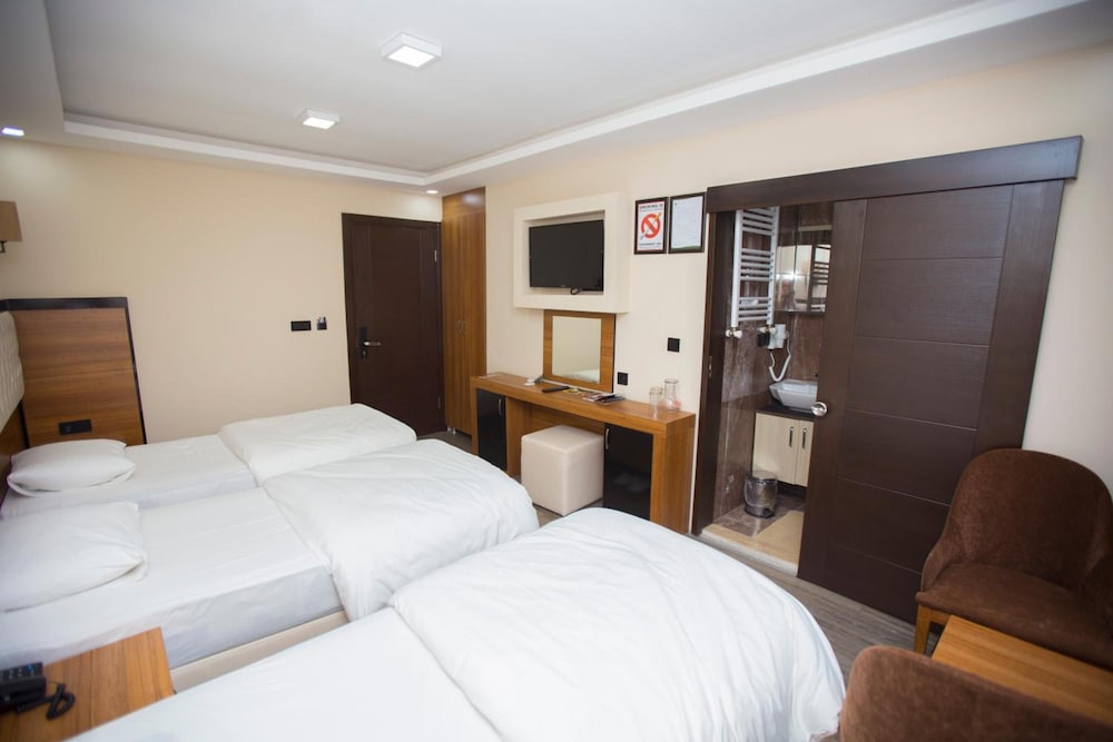 Yayla Hotel 13/49
