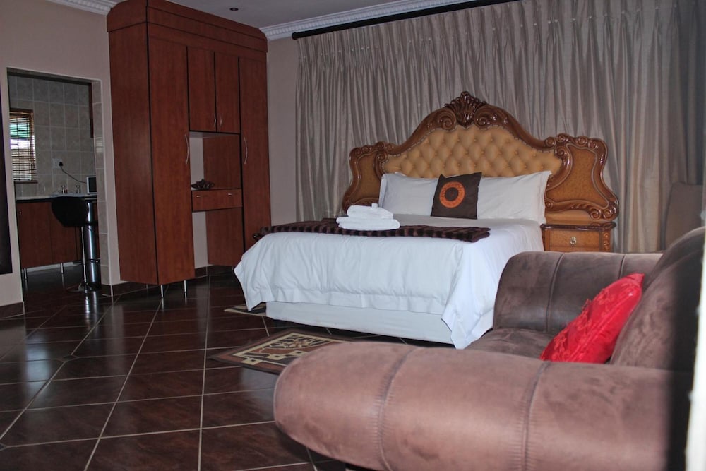 Mmakosha Lodge 15/35
