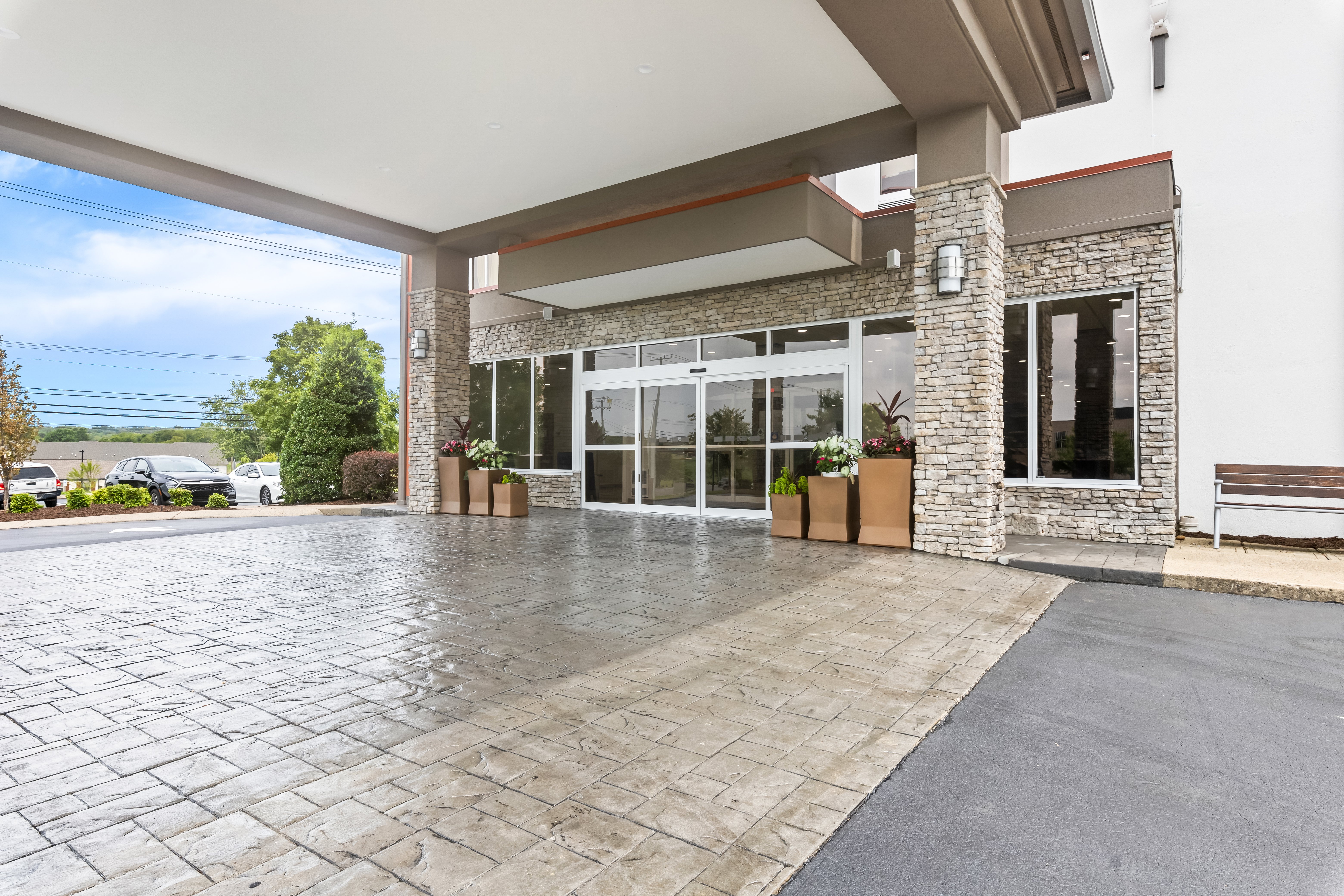 Holiday Inn Express Nashville-Hendersonville 32/41