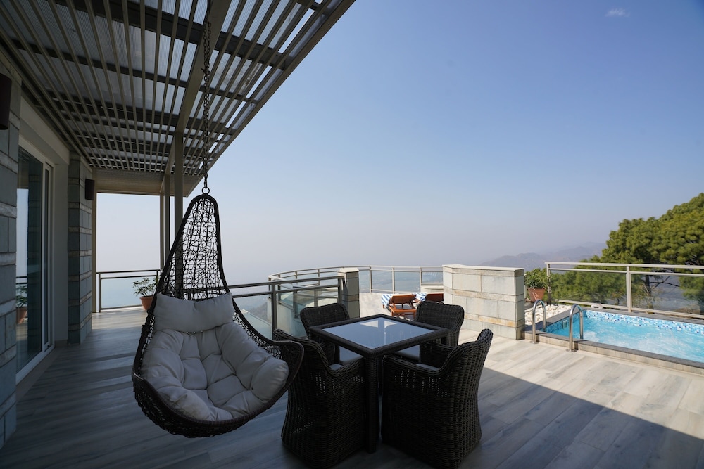 Moksha Himalaya Spa Resort 19/50