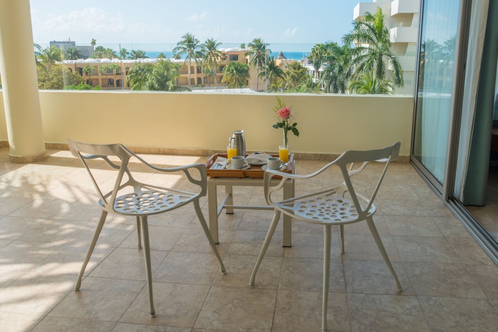 Privilege Aluxes Isla Mujeres - Adults Only 47/68