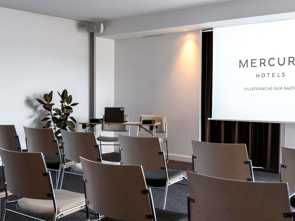 Hotel Mercure Villefranche sur Saone 61/70