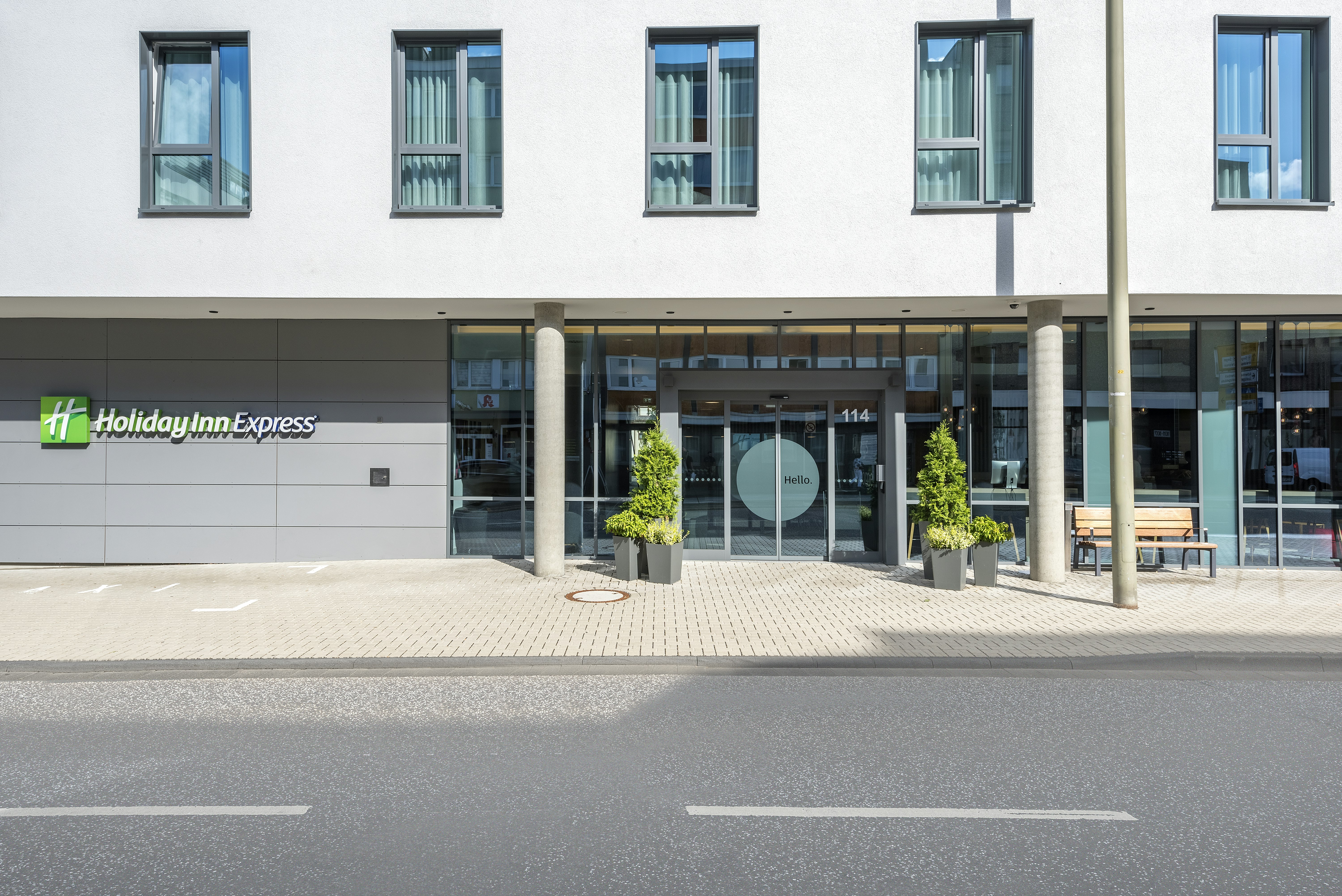 HOLIDAY INN EXPRESS SIEGEN 6/79
