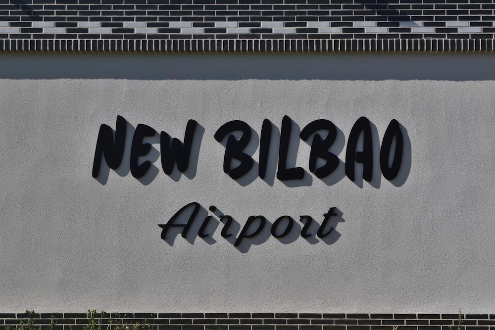 Hotel New Bilbao Airport 3/35