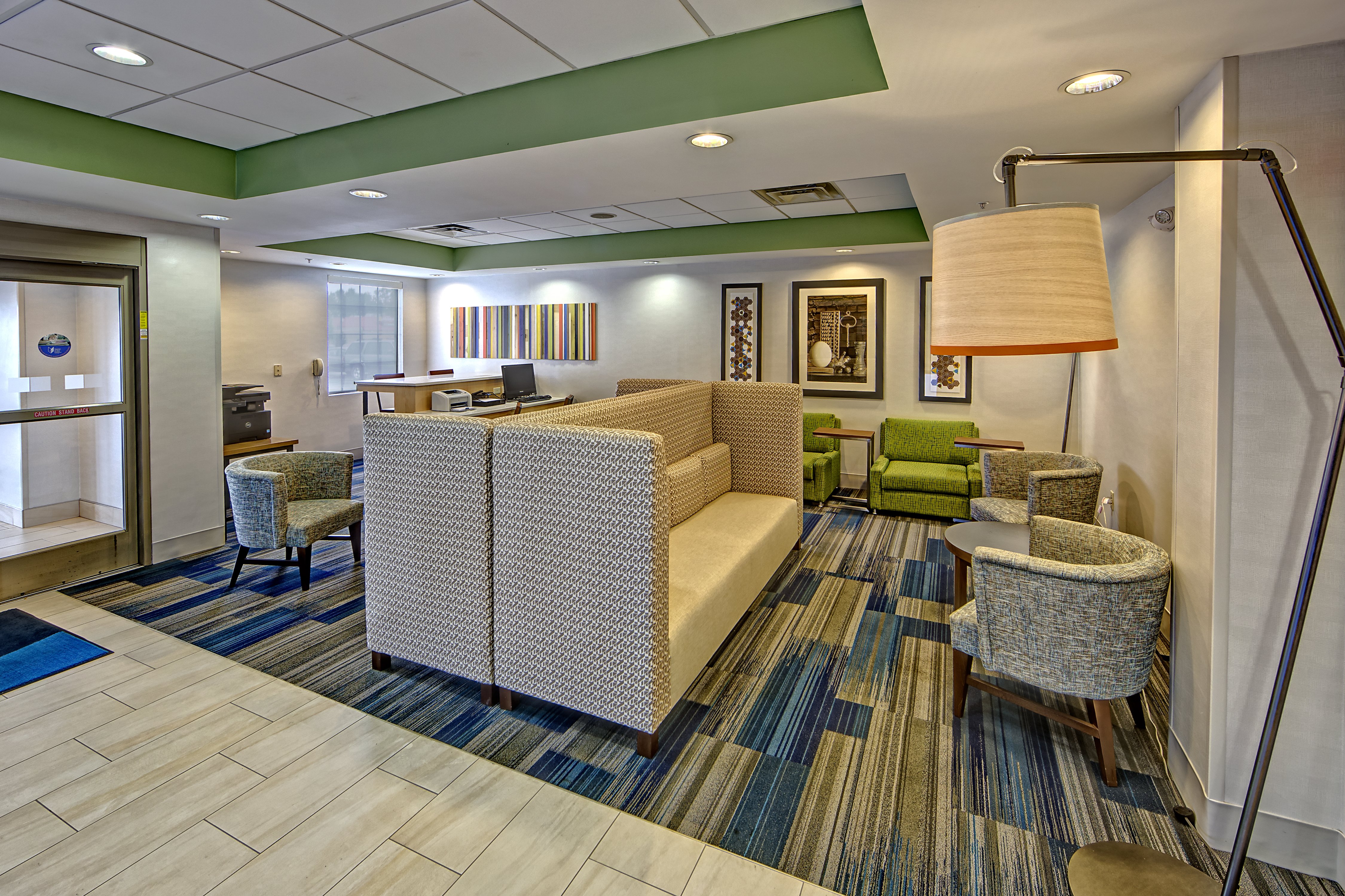 Holiday Inn Express Hotel And Suites Crossville 20/35