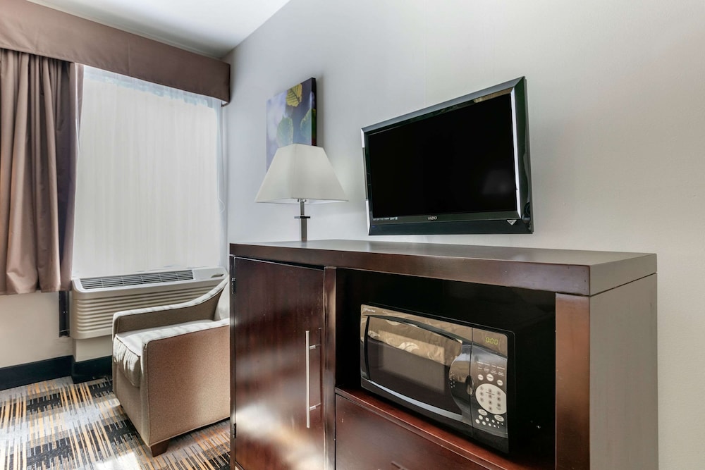Quality Inn Cape Girardeau North 20/30